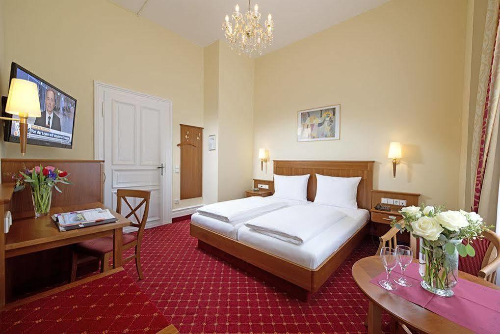 Schweizer Hof - Superior Hotel 3*